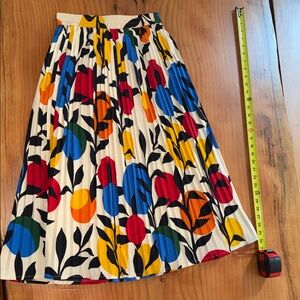 Colorful Floral Pleated Skirt